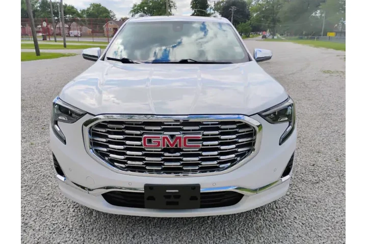 $16997 : 2018 GMC Terrain Denali image 3