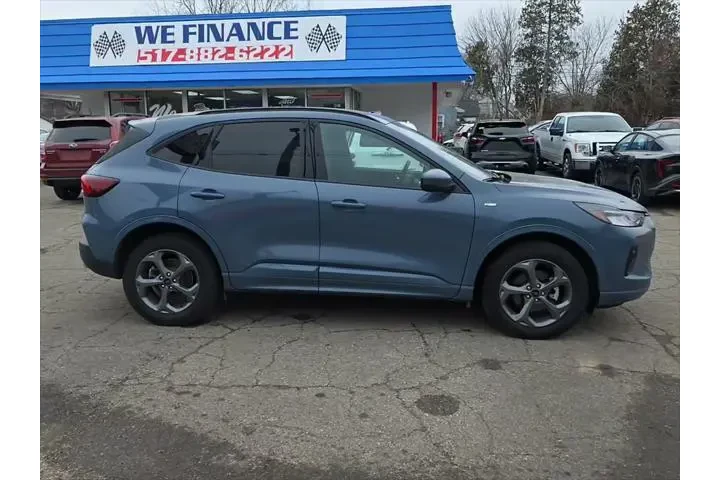 $24993 : Ford Escape 2023 AWD ST-Line image 3