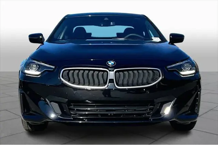 $38955 : BMW 2 Series 2025 AWD 230i x image 4