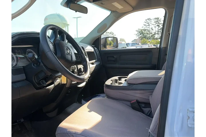 $26543 : Ram 1500 Classic 2019 4x4 Tr image 5