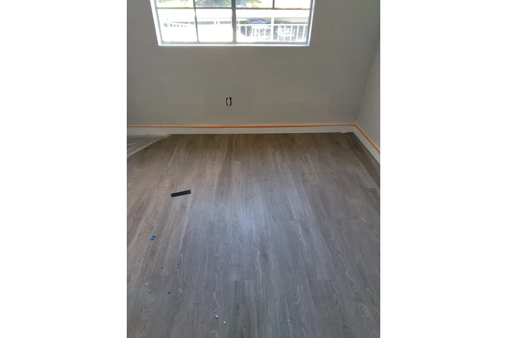 Pinto flooring image 1