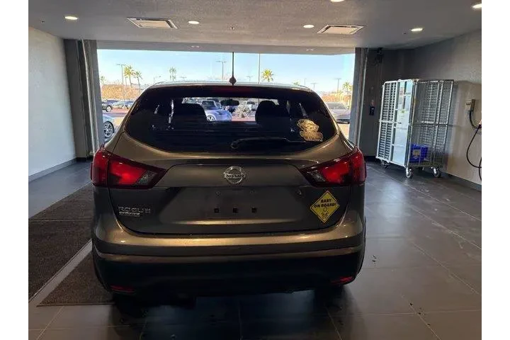 $14984 : Nissan Rogue Sport 2019 S 4d image 9