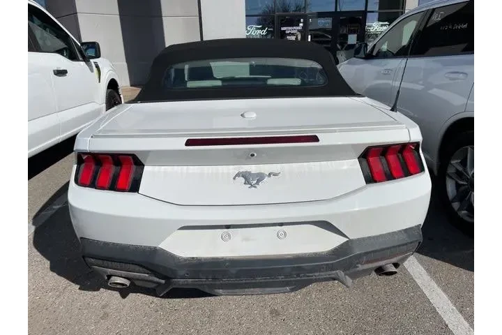 $31995 : Ford Mustang 2024 EcoBoost 2 image 7