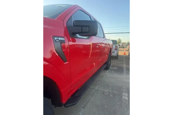 $39805 : Ford F-150 2023 4x4 XLT 4dr image 8