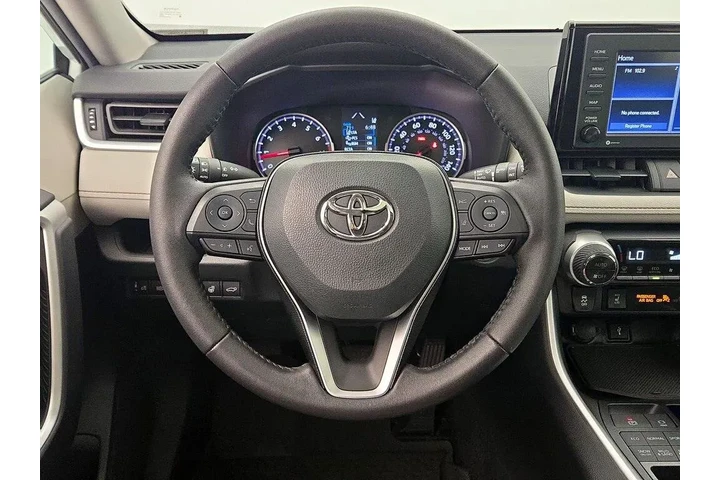 $32998 : Toyota RAV4 2021 AWD XLE 4dr image 10
