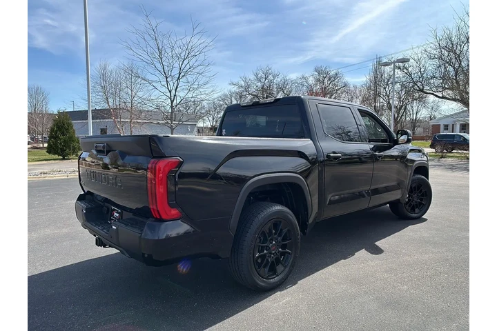 $40000 : 2022 Tundra SR5 image 10