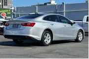 $15900 : Chevrolet Malibu 2019 LS 4dr thumbnail