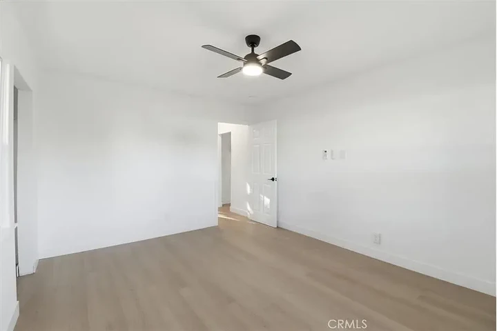 $1300 : 929 Arlington Ave, Torrance, C image 8