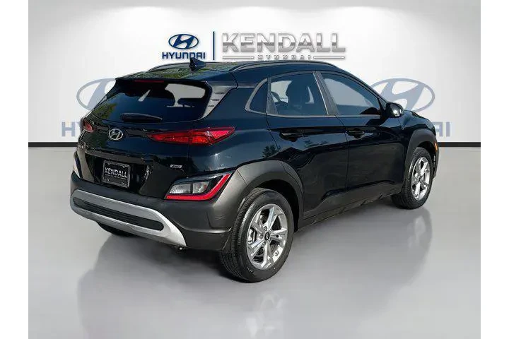 $17875 : Hyundai KONA 2023 AWD SEL 4d image 2