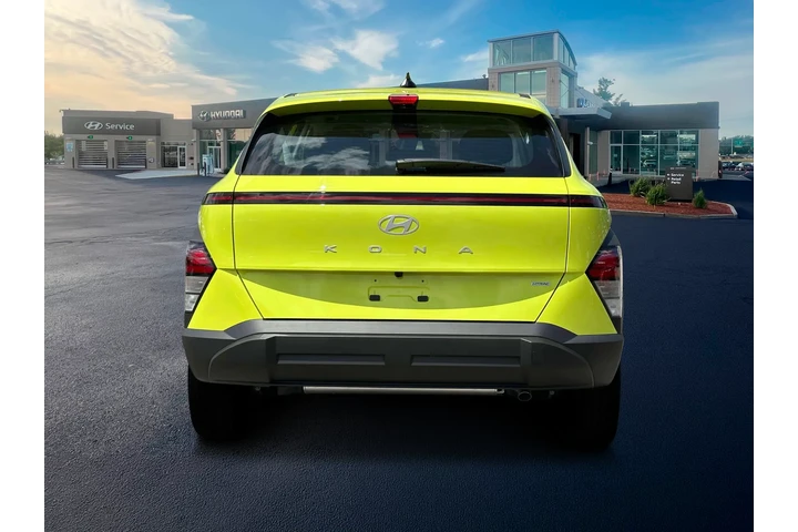 $21200 : Hyundai KONA 2024 AWD SE 4dr image 6
