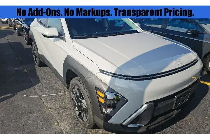 $23274 : Hyundai KONA 2024 AWD SEL 4d image 1