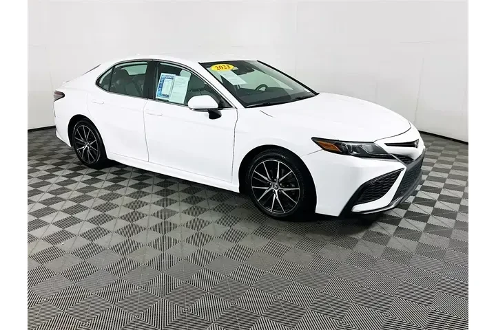 $23500 : Toyota Camry 2023 SE 4dr Sed image 1