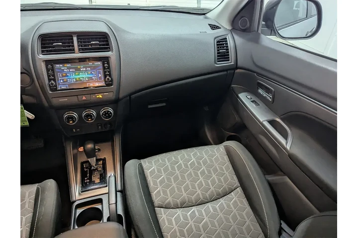 $22997 : Mitsubishi Outlander Sport 2 image 8