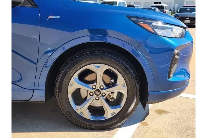 $27730 : Ford Escape 2023 ST-Line 4dr image 8