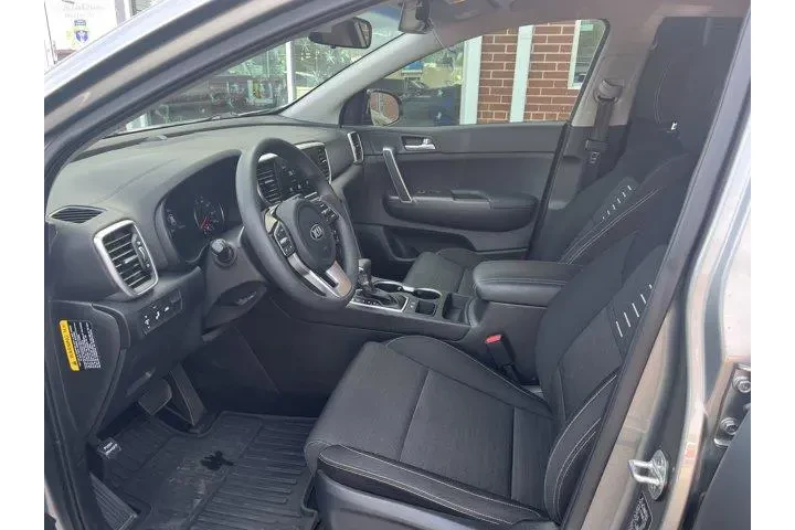 $16995 : Kia Sportage 2020 LX 4dr SUV image 10