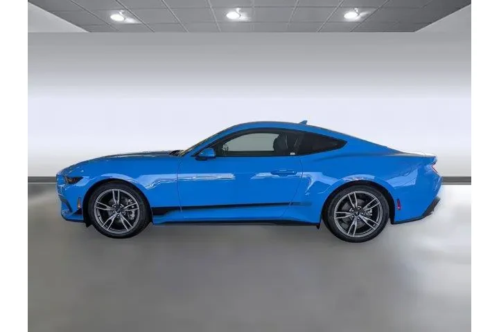 $30973 : Ford Mustang 2025 EcoBoost 2 image 2