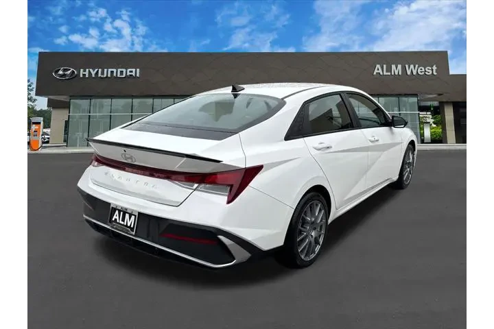 $18820 : Hyundai ELANTRA 2025 SEL Spo image 5