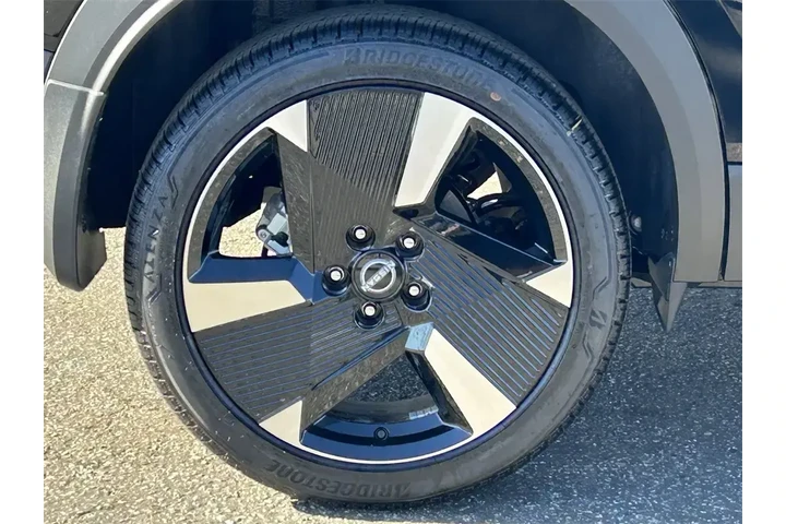 $29290 : Nissan Kicks 2026 SR 4dr Cro image 7