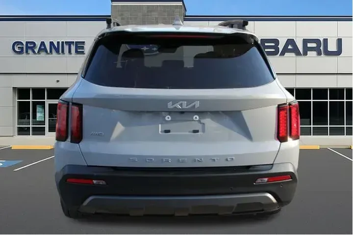 $23990 : Kia Sorento 2022 AWD X-Line image 7