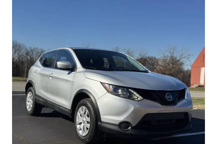 $8999 : 2019 Rogue Sport S image 4
