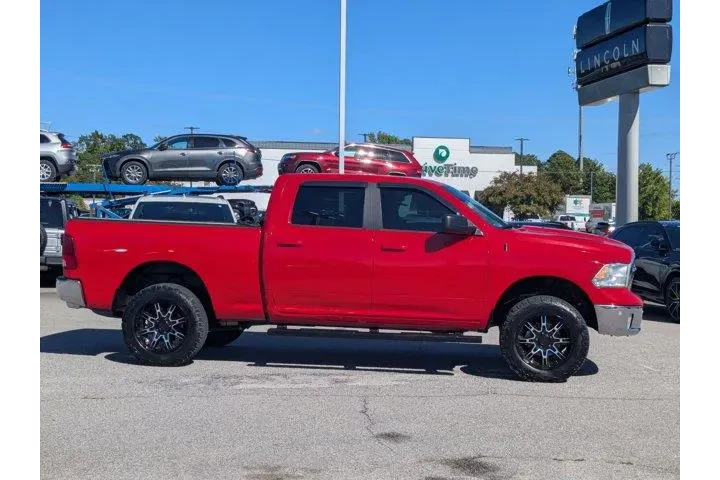 $25995 : Ram 1500 Classic 2019 4x4 SL image 4
