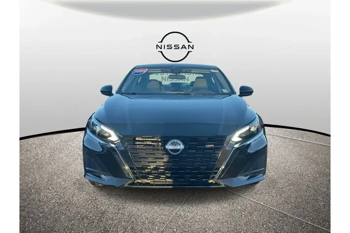 $19995 : Nissan Altima 2025 2.5 SR 4d image 2