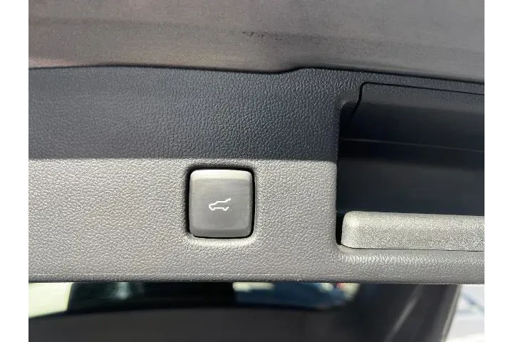 $20900 : Ford Escape 2022 SEL 4dr SUV image 5