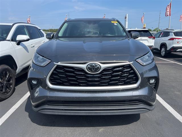 $27289 : PRE-OWNED 2020 TOYOTA HIGHLAN image 10