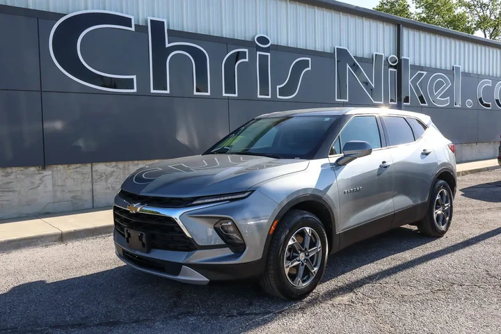 $27587 : 2025 Blazer FWD 4dr LT w/2LT image 1