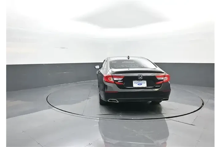 $18367 : Honda Accord 2018 Sport 4dr image 6