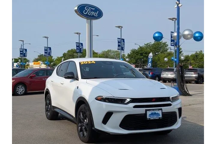 $21999 : Dodge Hornet 2024 AWD R/T 4d image 2