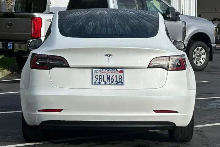 $24516 : Tesla Model 3 2023 4dr Sedan image 8