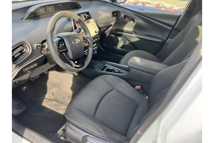 $13900 : 2021 Prius LE image 7