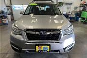 $19900 : 2018 Forester Limited thumbnail