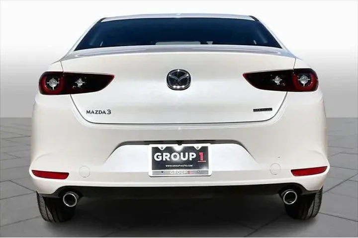 $21982 : Mazda Mazda3 Sedan 2025 2.5 image 4