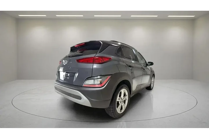 $16995 : Hyundai KONA 2023 SEL 4dr Cr image 3