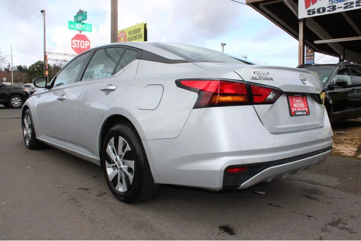 $13495 : 2023 Altima 2.5 S Sedan image 4