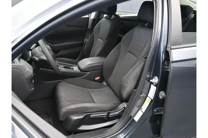 $21989 : Honda Accord 2024 LX 4dr Sed image 10