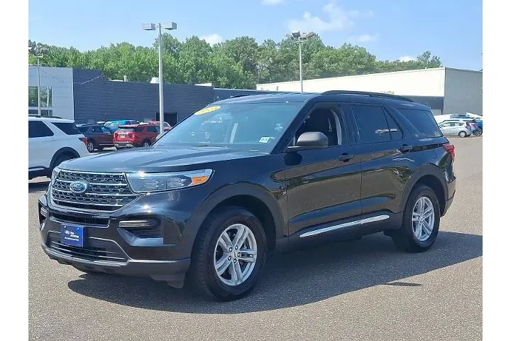 $29999 : Ford Explorer 2023 AWD XLT 4 image 3