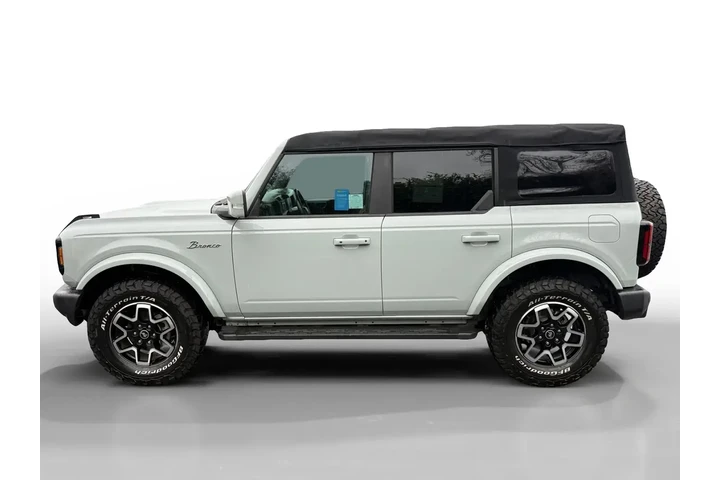 $35302 : Ford Bronco 2022 4x4 Outer B image 2