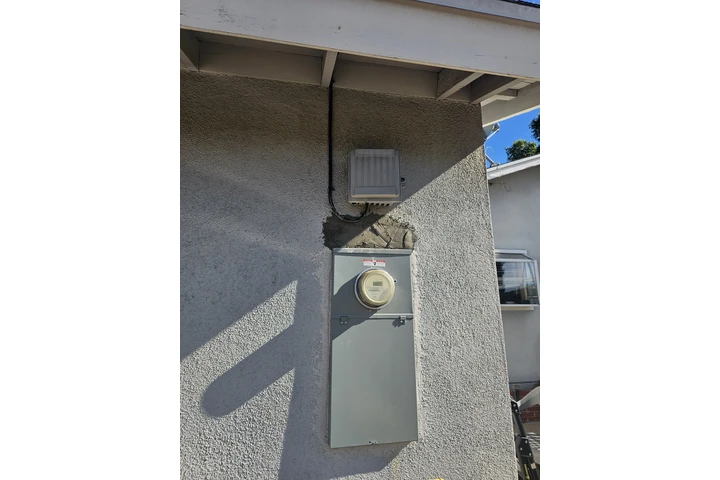 Electrician & Handyman image 3