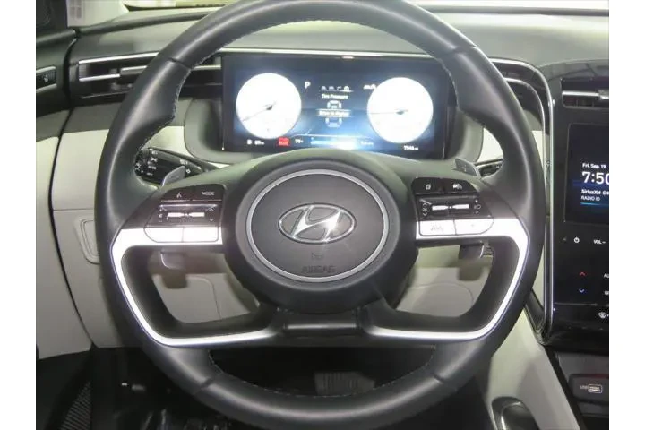 $29068 : Hyundai TUCSON 2023 AWD Limi image 10