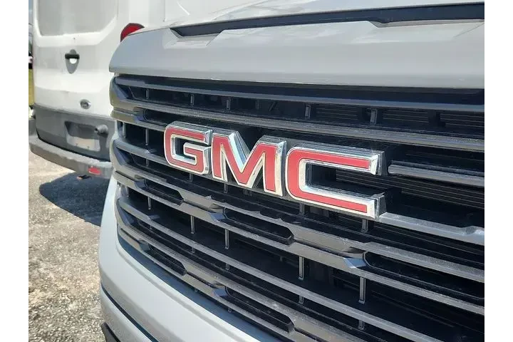 $35488 : GMC Sierra 1500 2024 4x4 Pro image 4