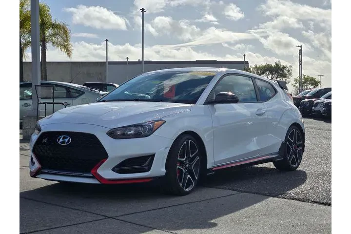$22995 : Hyundai VELOSTER N 2022 3dr image 2