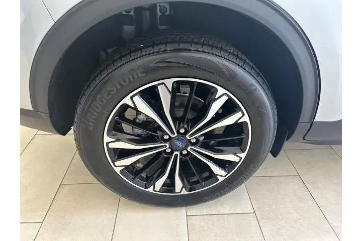 $25577 : Ford Escape 2022 AWD SEL 4dr image 8