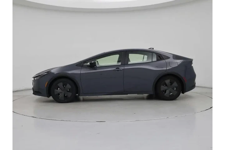 $28998 : Toyota Prius 2024 LE 4dr Hat image 3