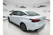 $18477 : Nissan Versa 2025 SV 4dr Sed thumbnail