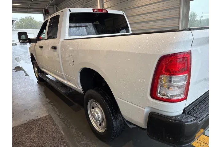 $37693 : Ram 2500 2024 4x4 Tradesman image 6