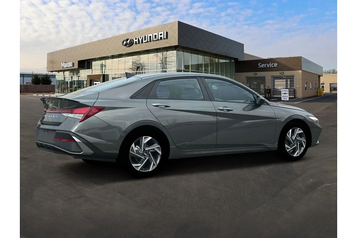 $24272 : Hyundai ELANTRA 2025 SEL Spo image 8