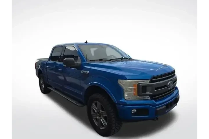 $21976 : Ford F-150 2019 4x4 Lariat 4 image 4